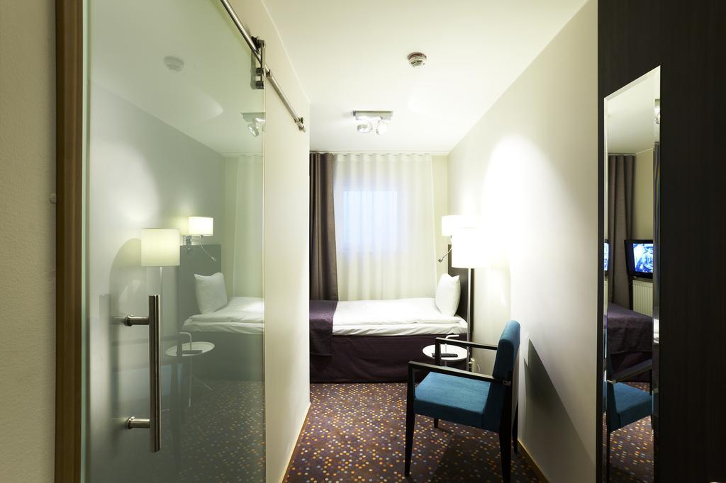 Standard Single Room,142555566:JPEG