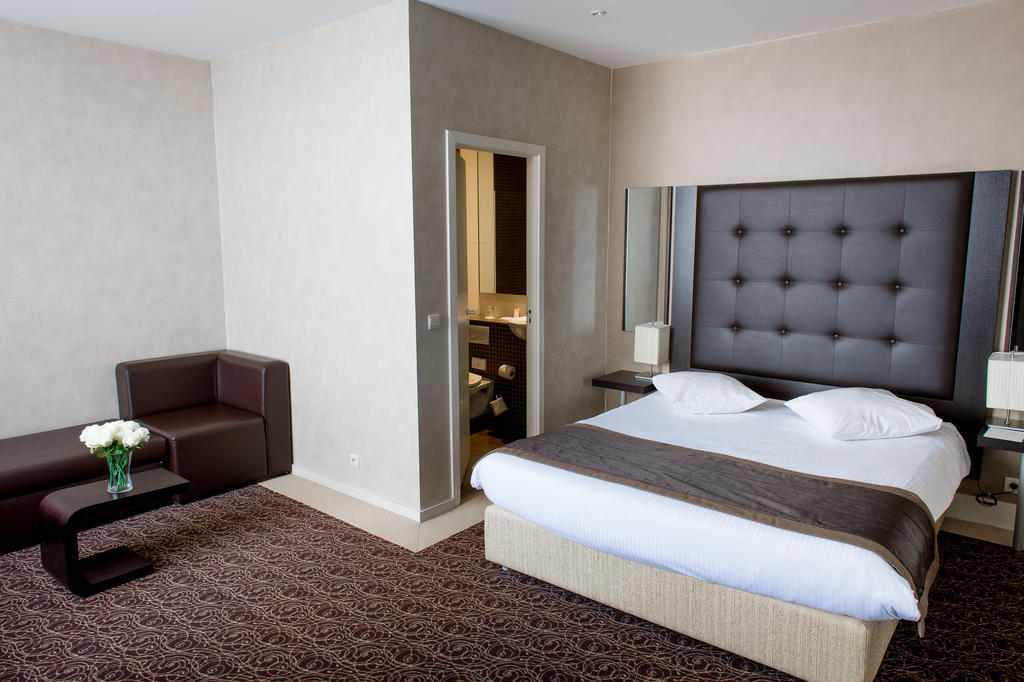 Business Double Room,1187898265:JPEG