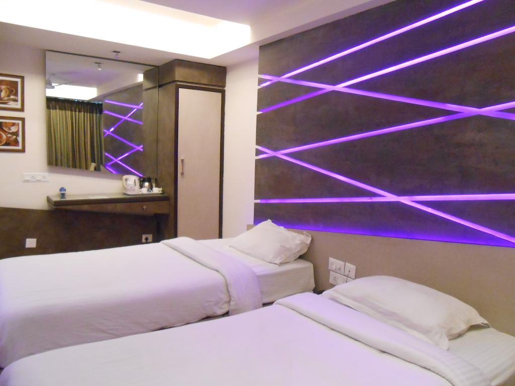 Super Deluxe Double Room