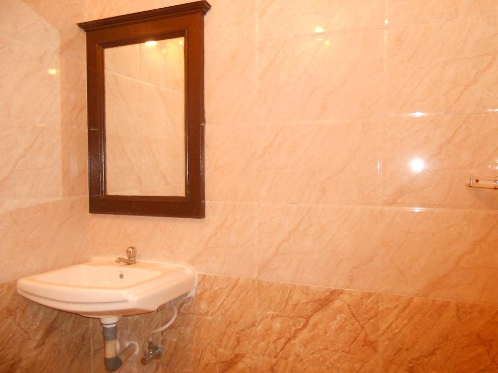 Semi Deluxe Double or Twin Room
