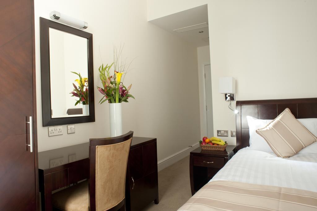 Single Room,67680986:JPEG