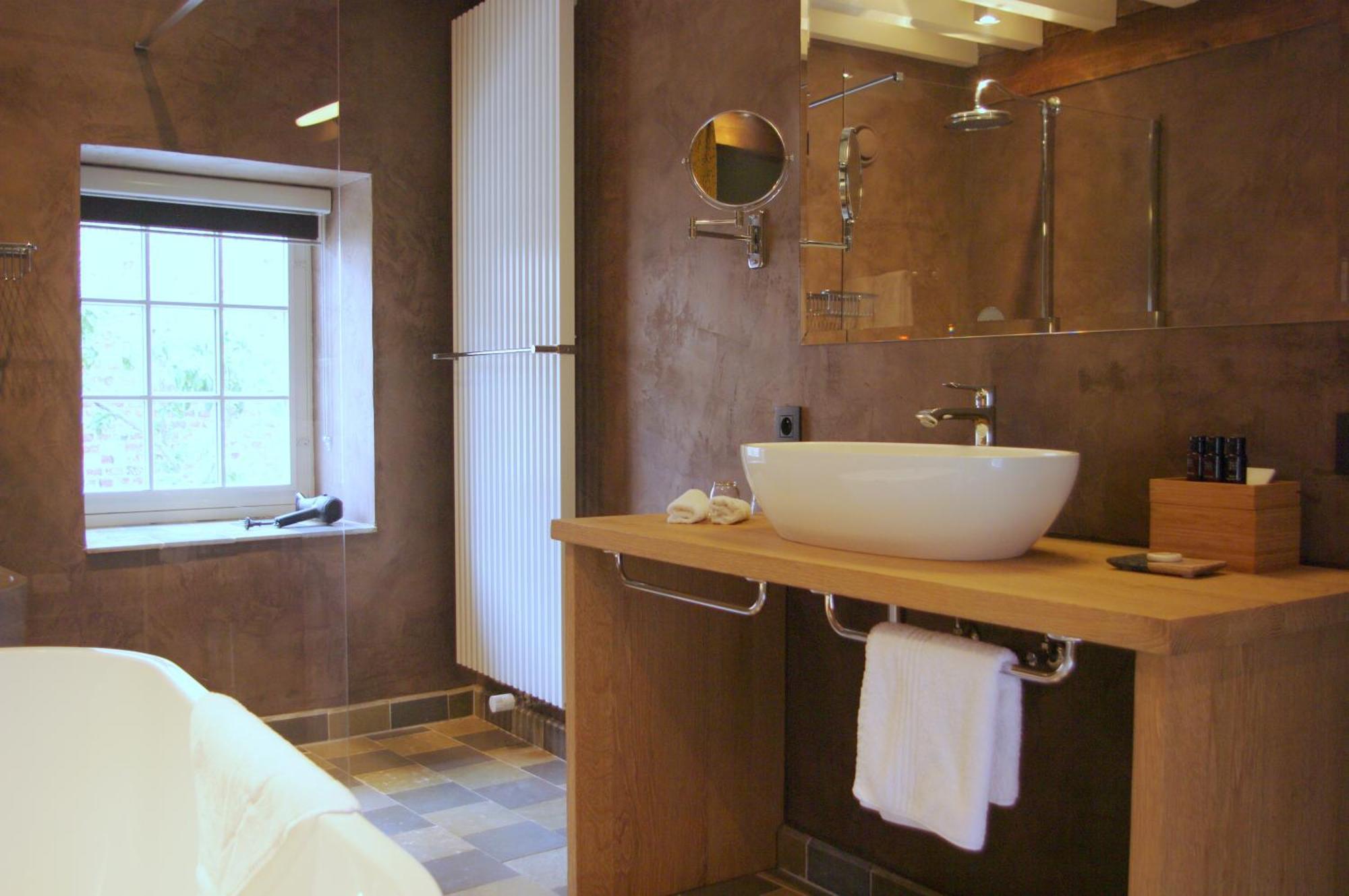 Deluxe Suite Canal View