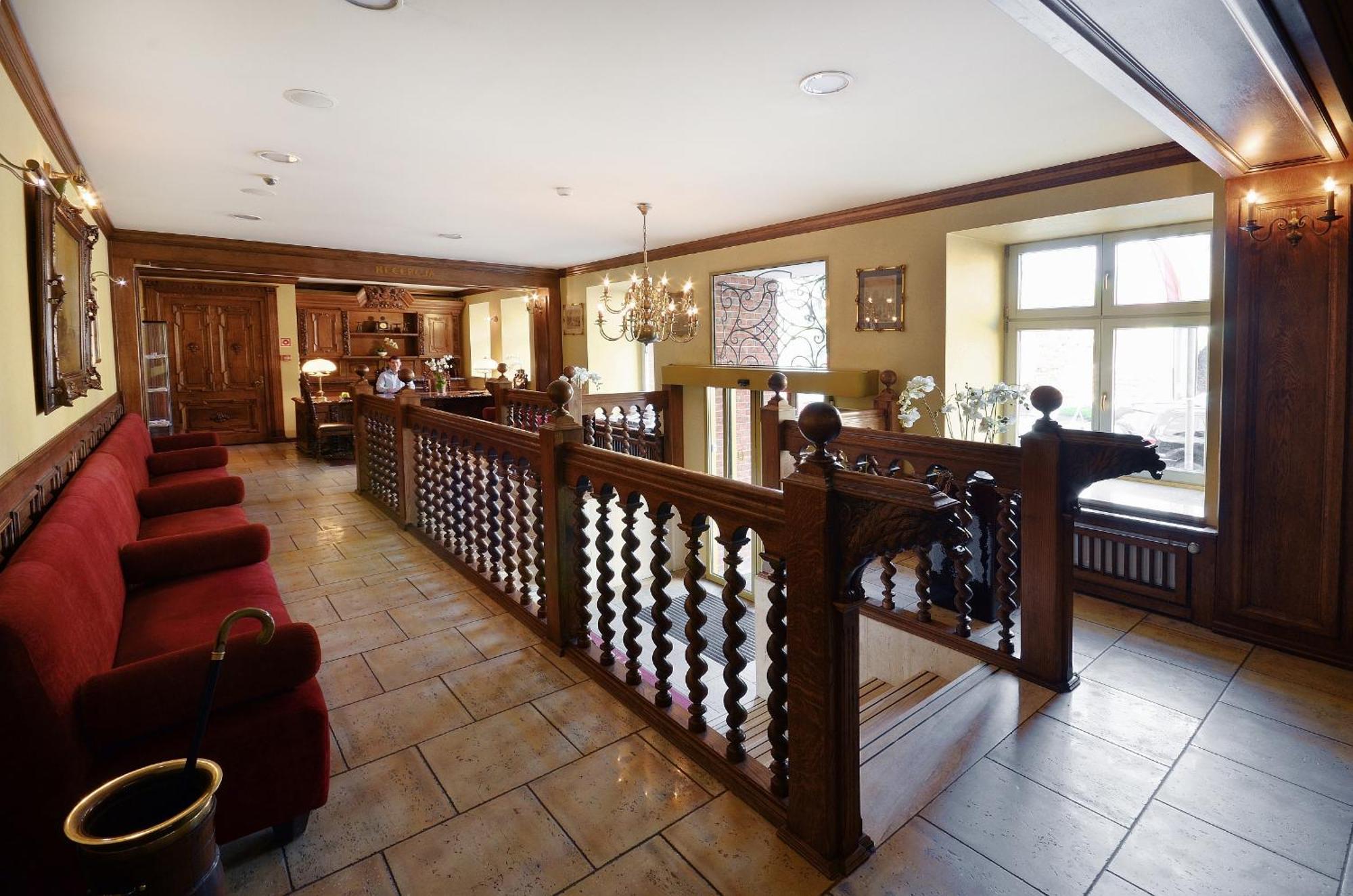 Standard King Room