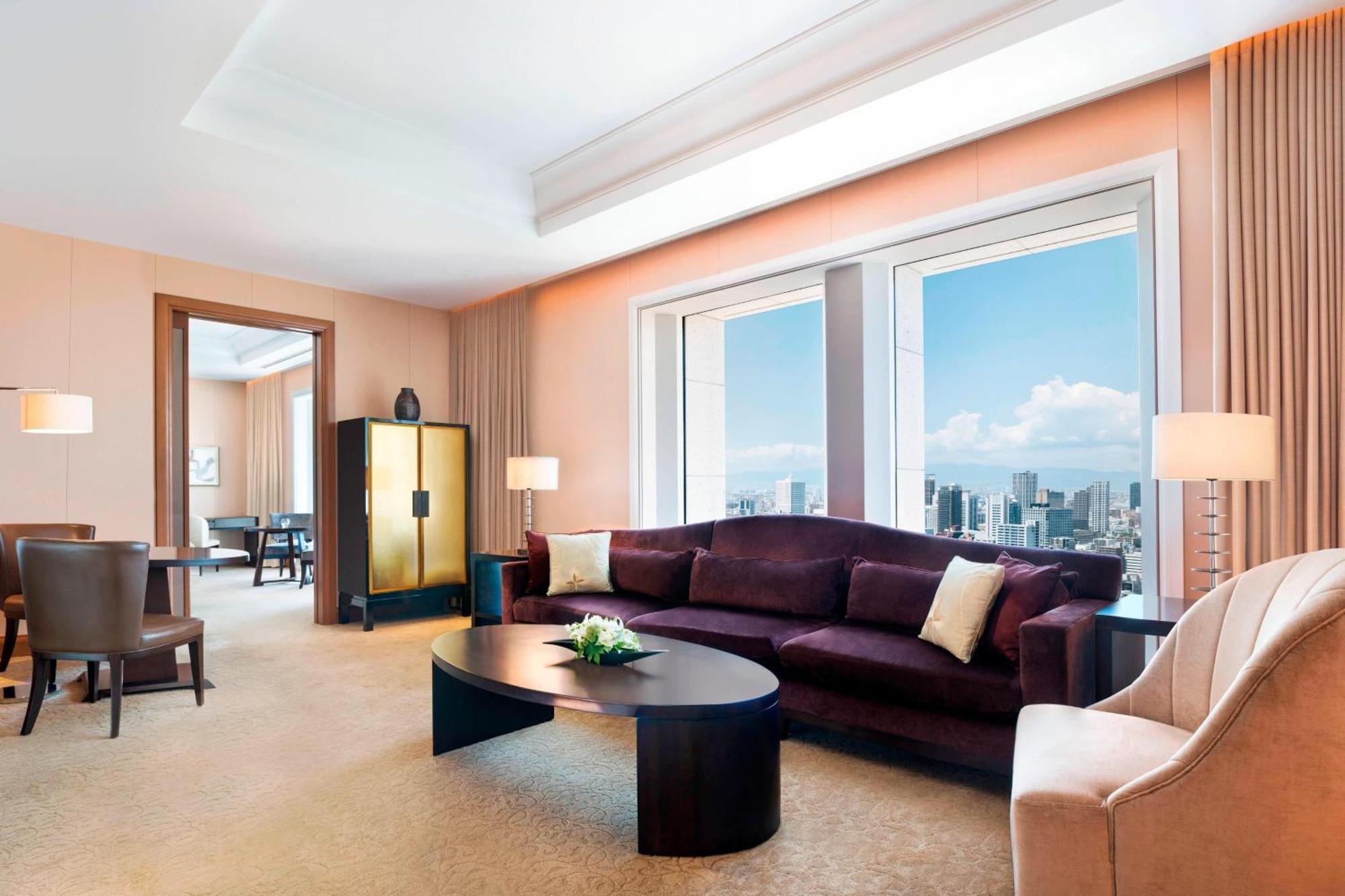 Grand Deluxe King Suite City View,1277846758:JPEG