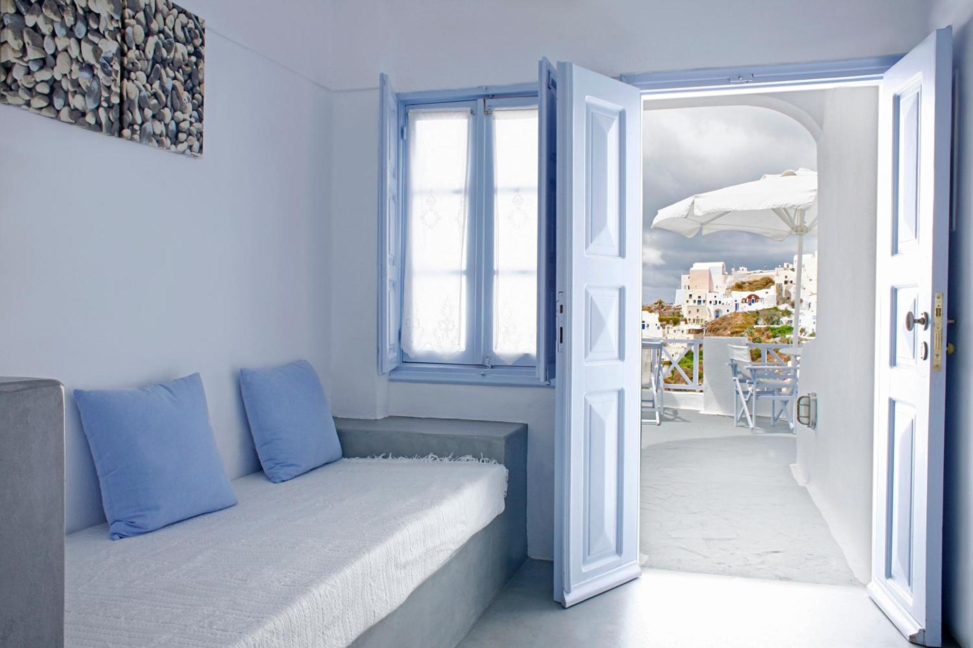 Superior Double Room with Caldera View