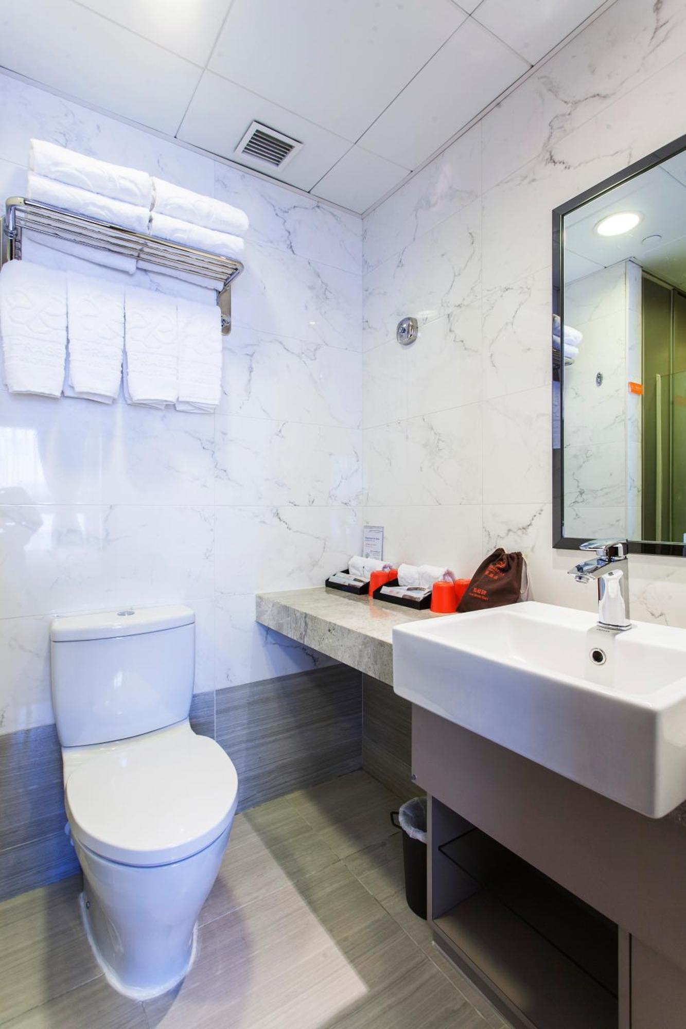 Quadruple Suite