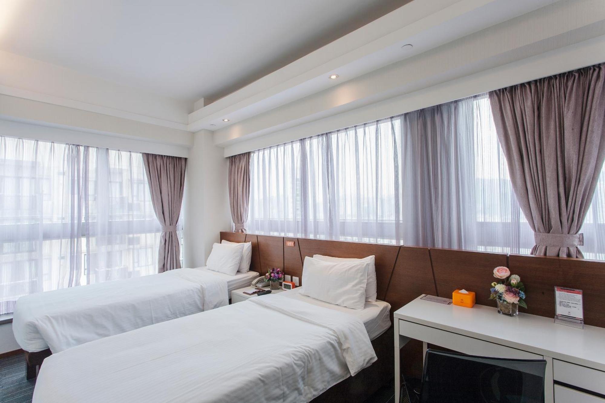 Superior Twin Room