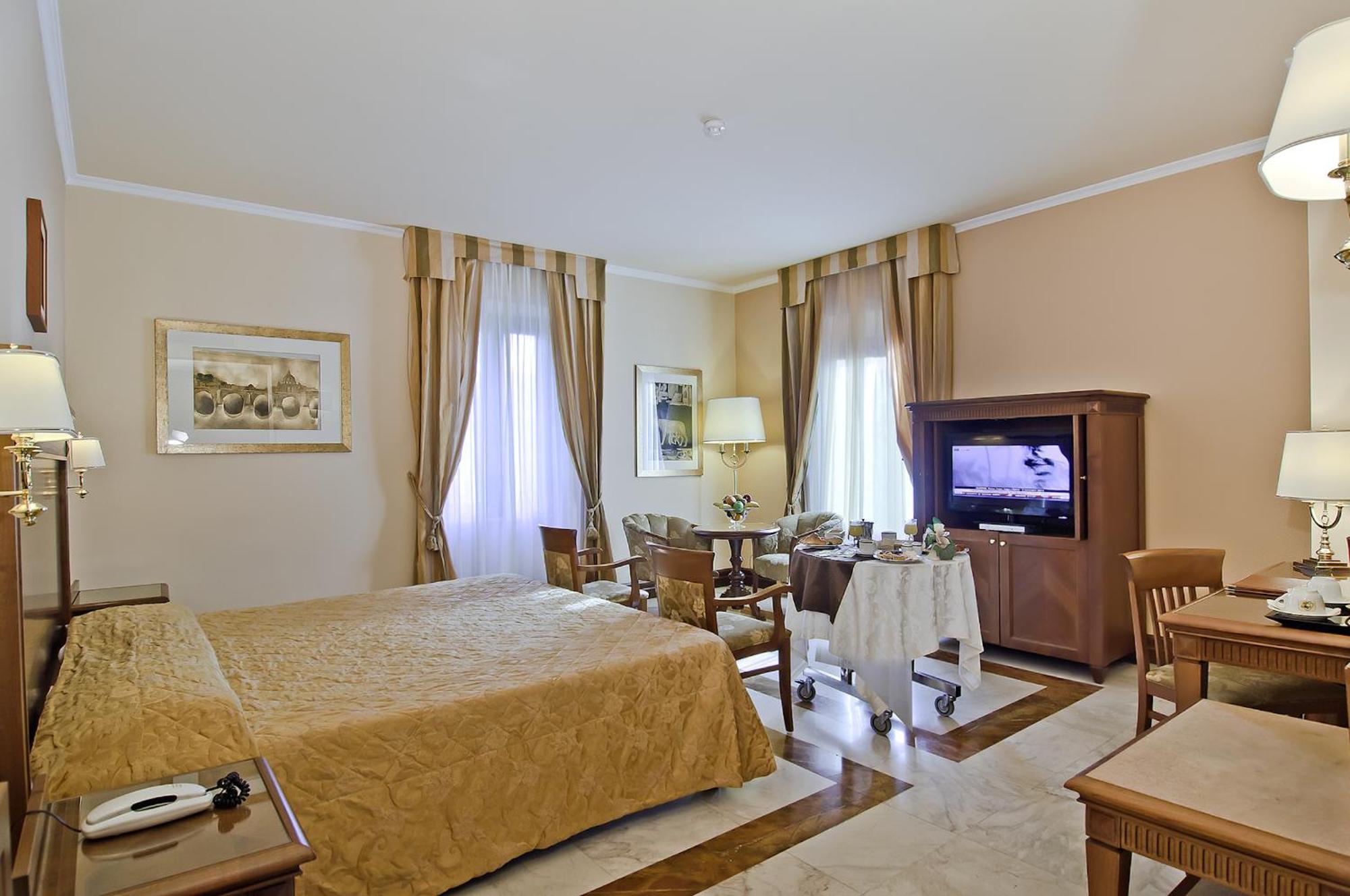 Deluxe Double Room,1433476648:JPEG