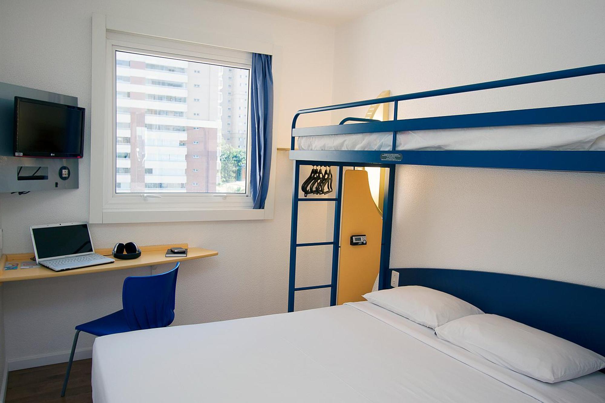 Standard Triple Room,1310596546:JPEG