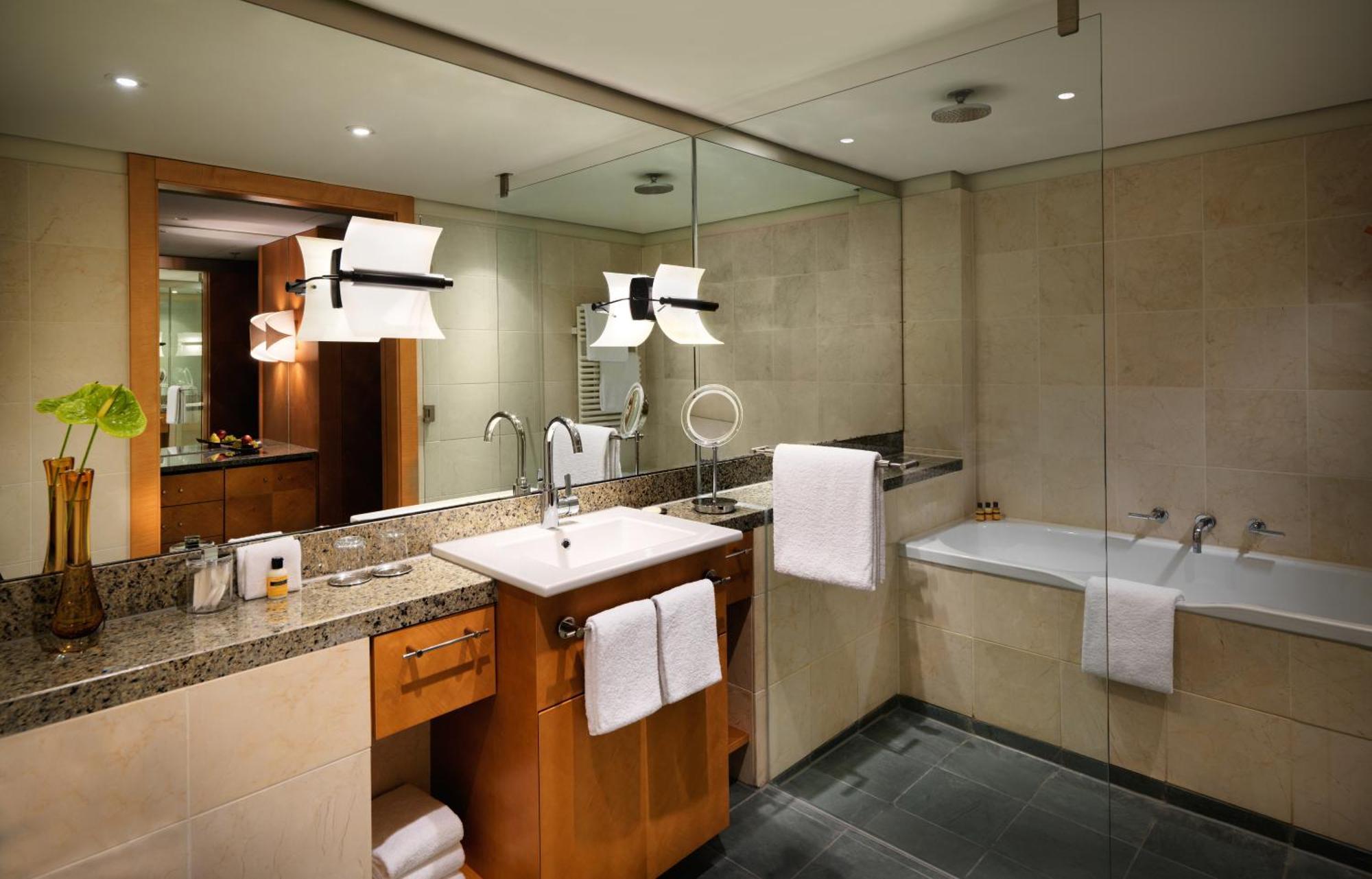 Twin Room River View