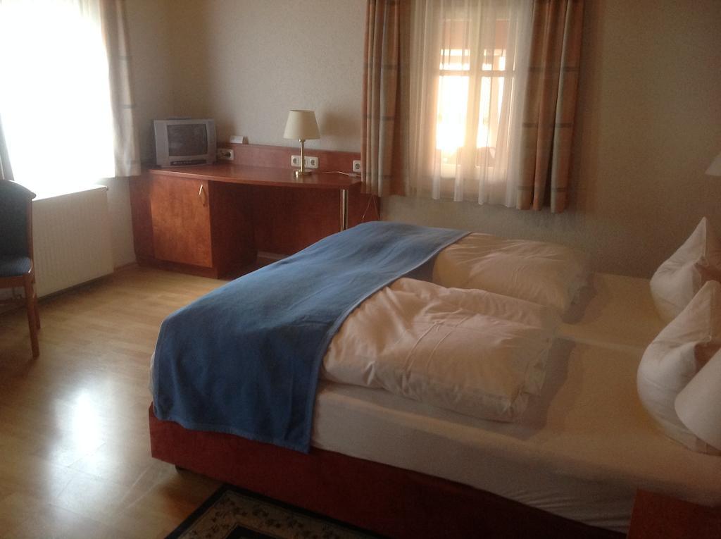 Dreibettzimmer