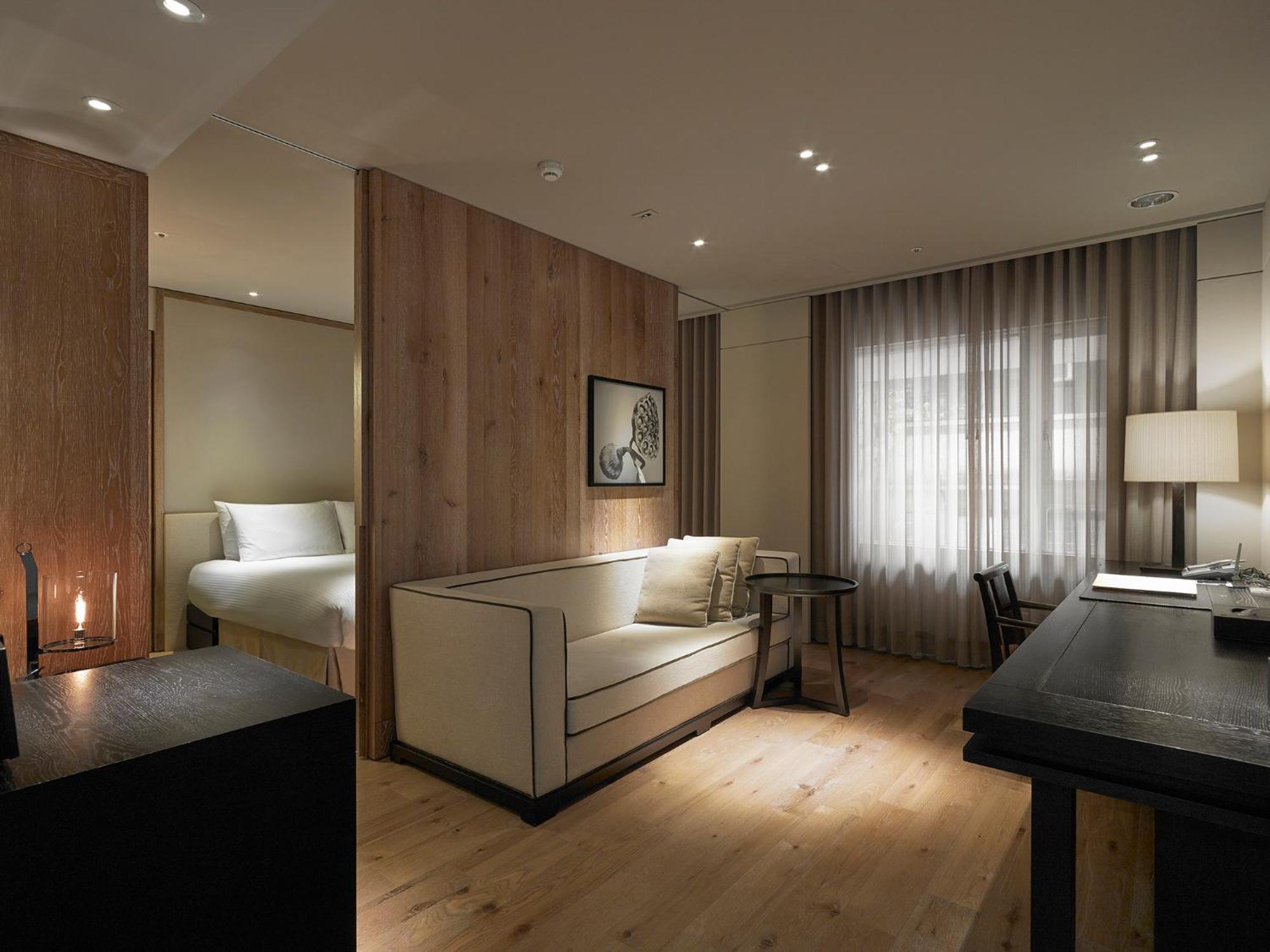 Infinity Studio,64662562:JPEG