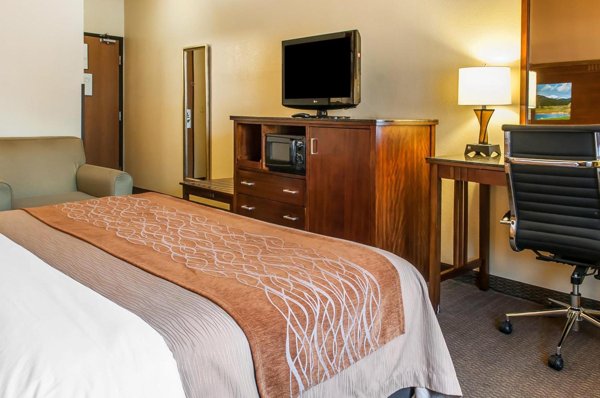 King Room - Non-Smoking - Disability Access