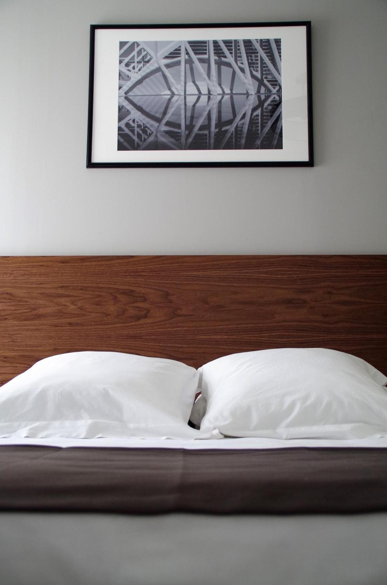 Large Single Room