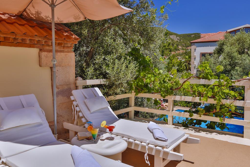 Suite with Private Terrace