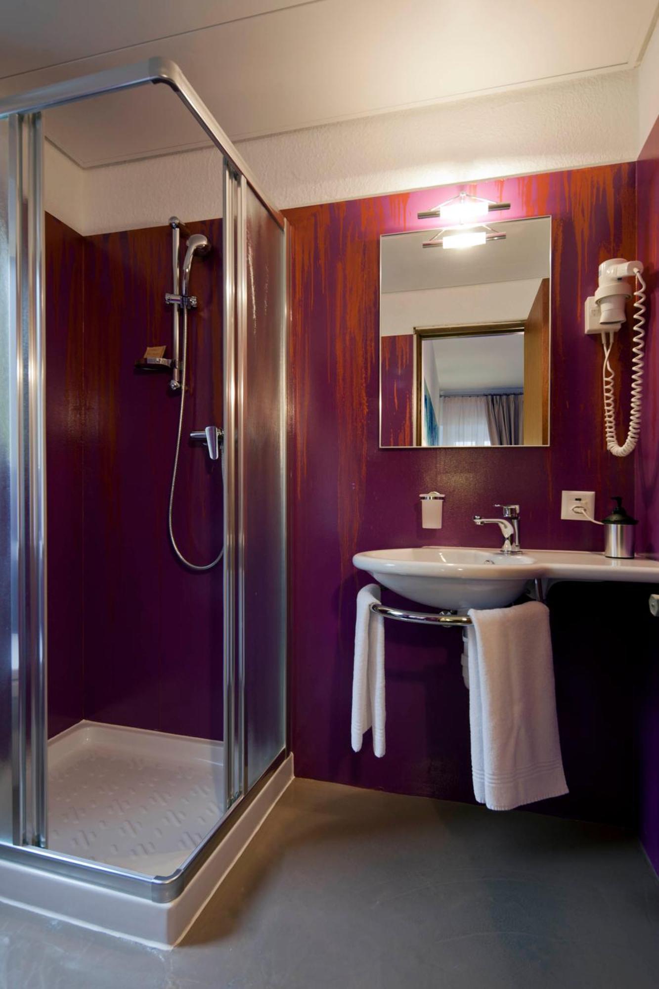 Double Room Comfort Design