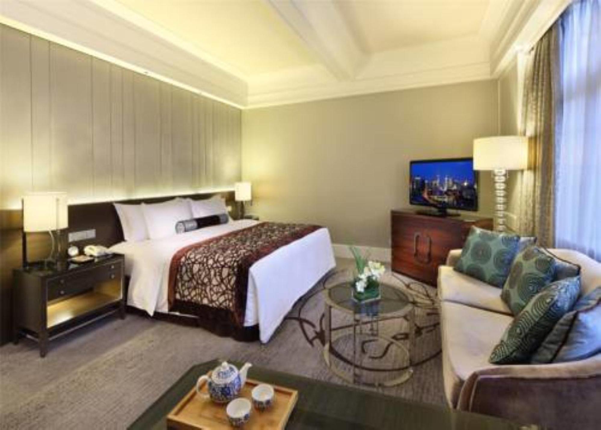 Premier Deluxe Room (Double Bed)