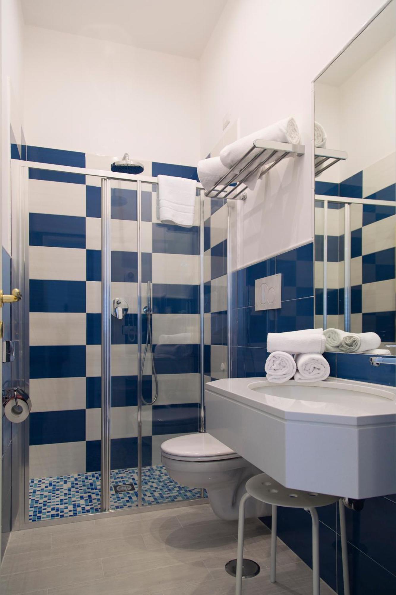 Superior Double or Twin Room with Terrace