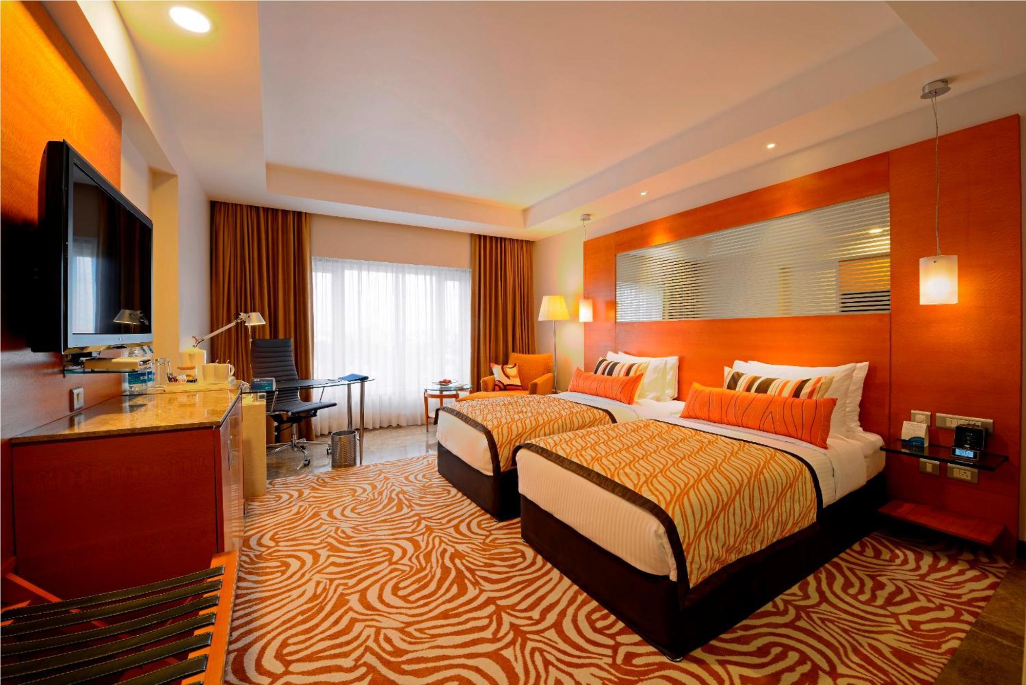 Superior Room with King or Twin Bed  - 15% off on Food & Beverage services
