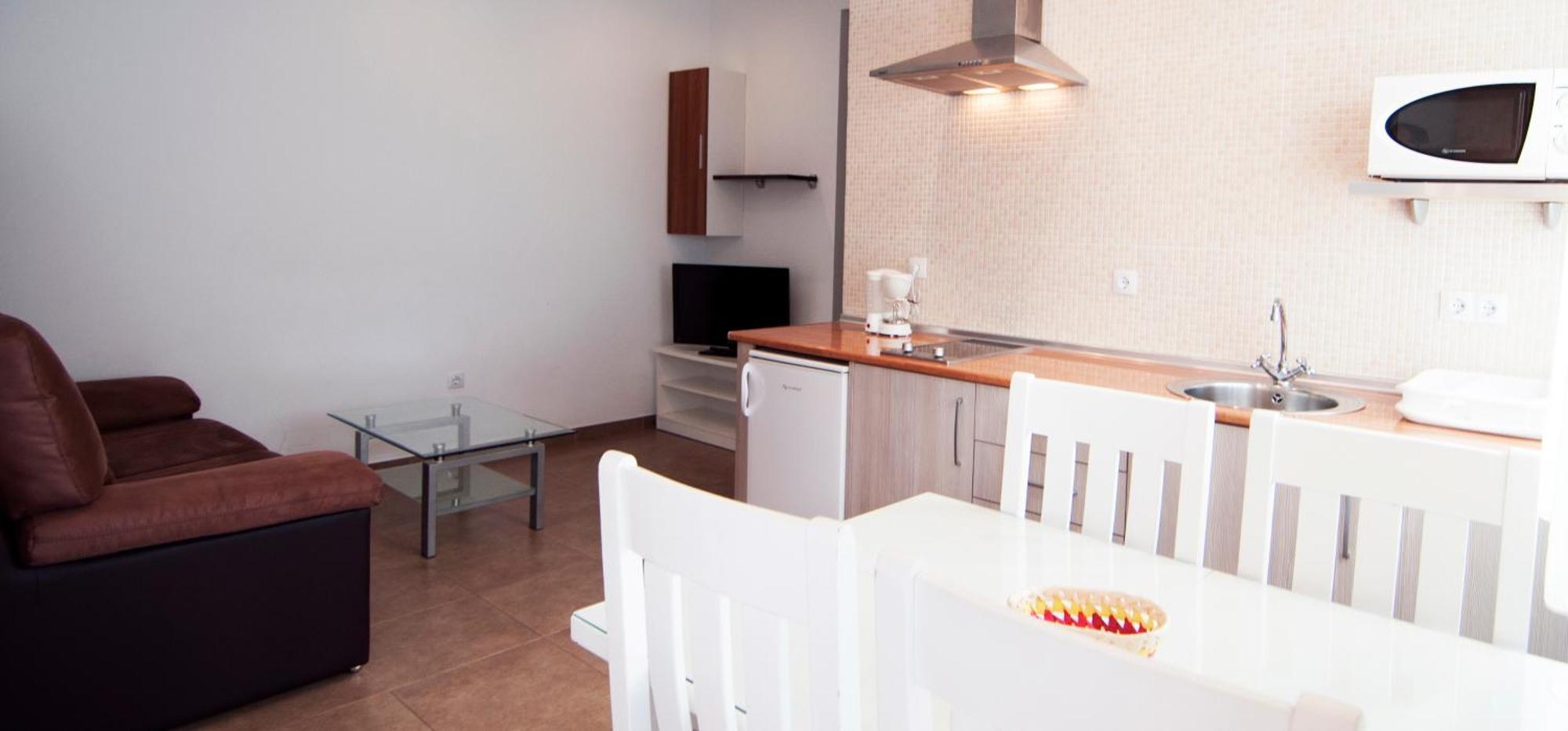 Two-Bedroom Apartment,686178807:JPEG