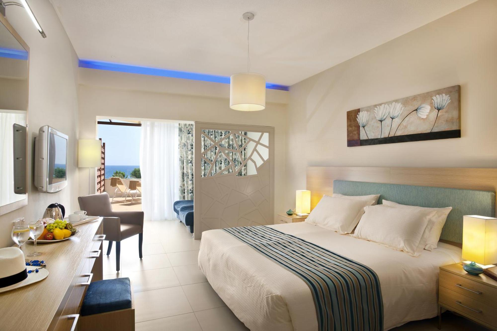 Sea View Suite,1275206689:JPEG