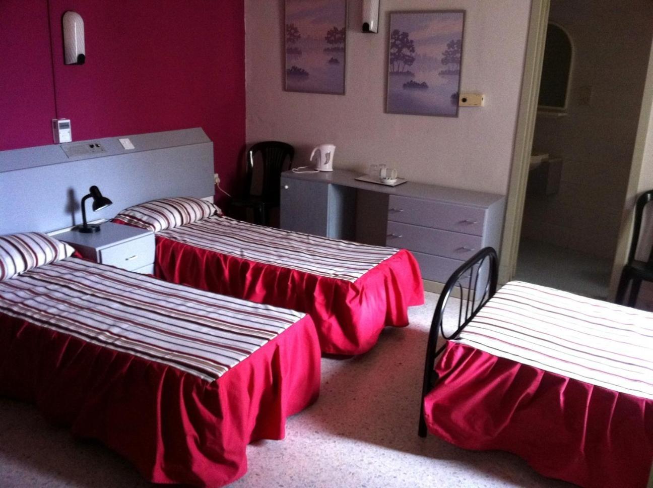 Triple Room,63544024:JPEG