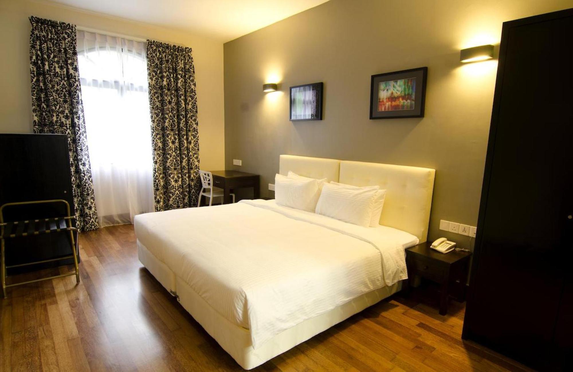 Shasta Family Suite