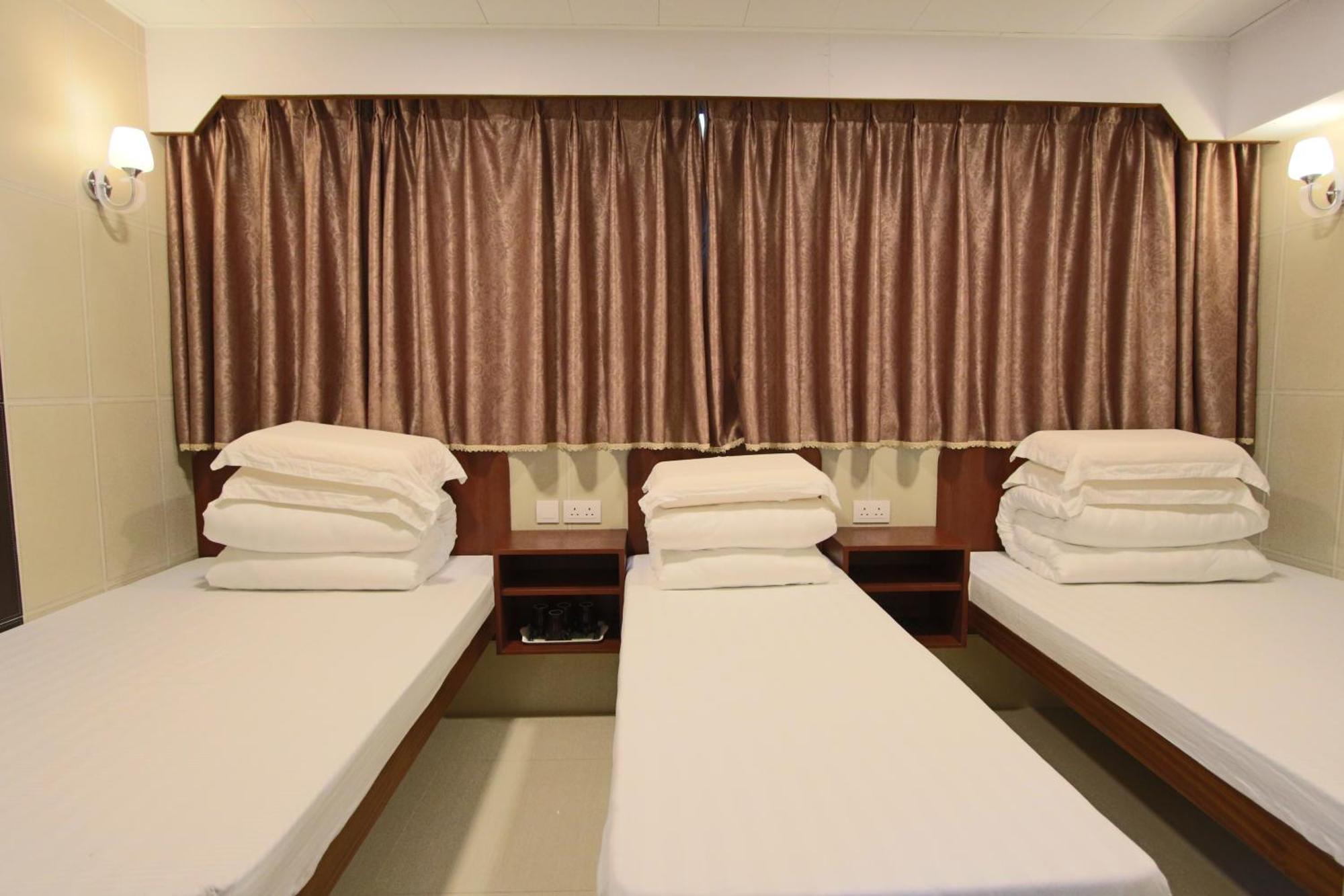 Deluxe Family Suite