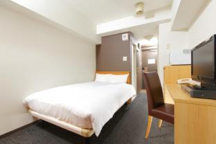 Single Room Smoking House Keeping is Optional Additional Cost,687589035:JPEG