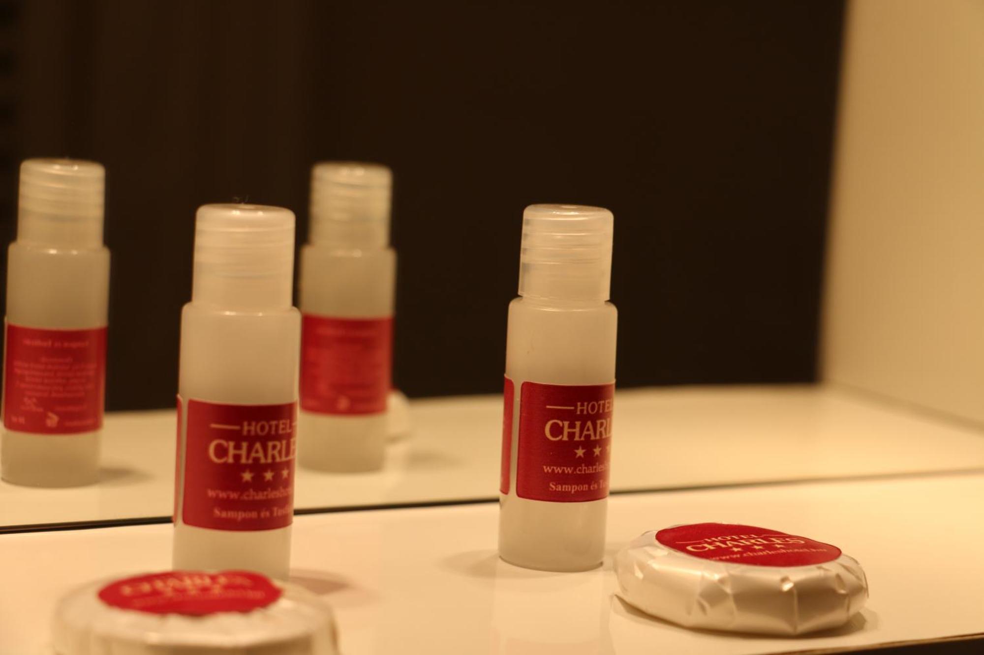 Standard Studio,1195433275:JPEG