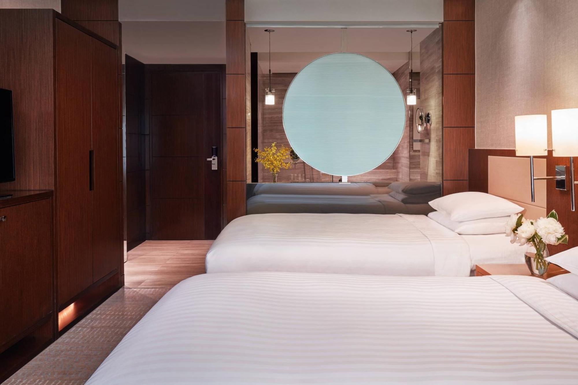Deluxe Twin Room with Harbour View,1392878363:JPEG