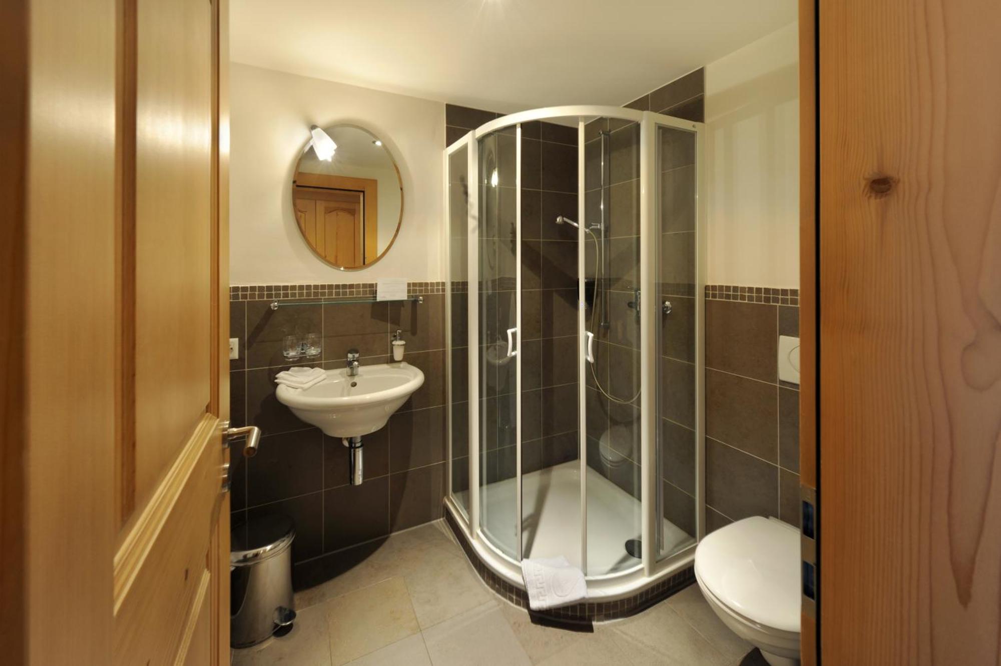 Superior Double Room,688289787:JPEG