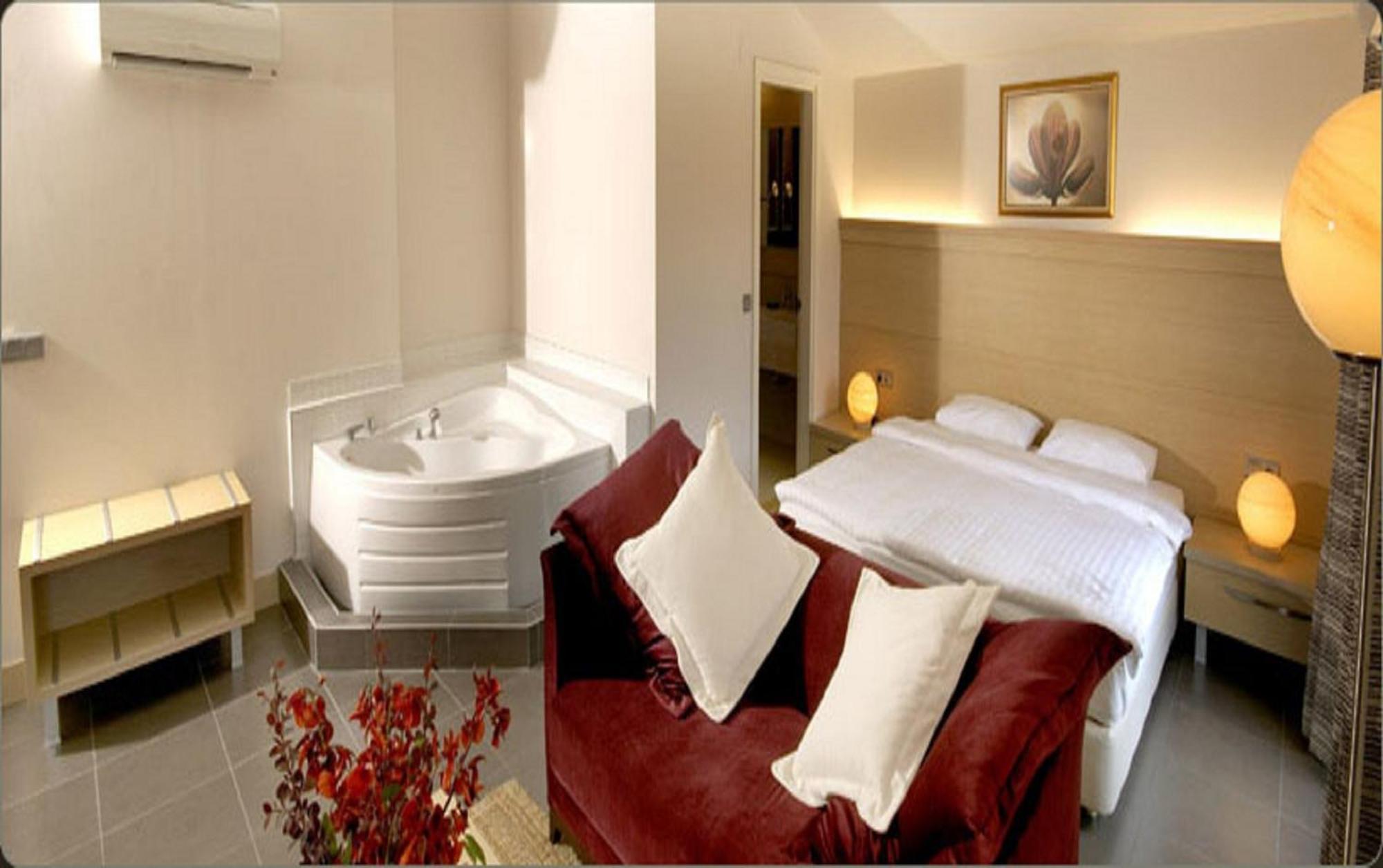 Deluxe Çift Kişilik Oda