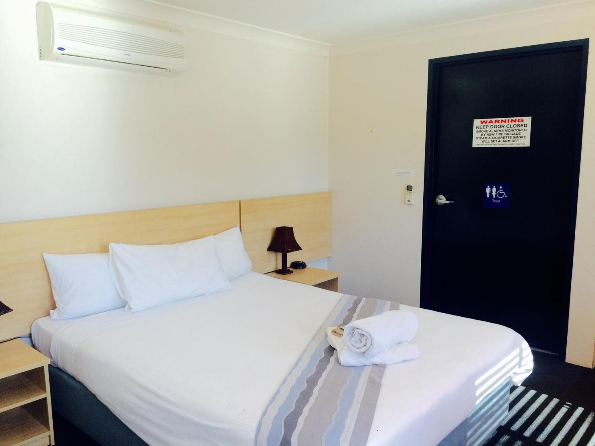 Deluxe Double Room,989145661:JPEG