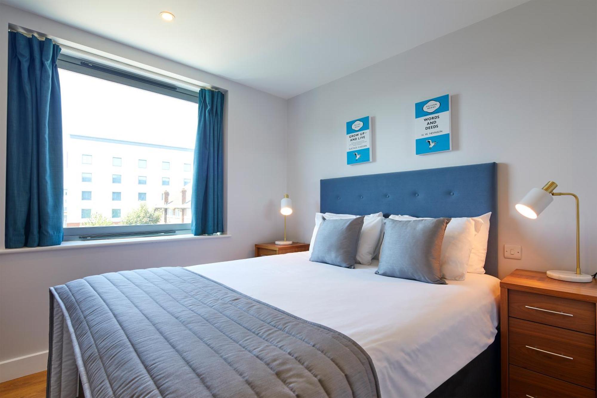 One-Bedroom Apartment with Sofa Bed