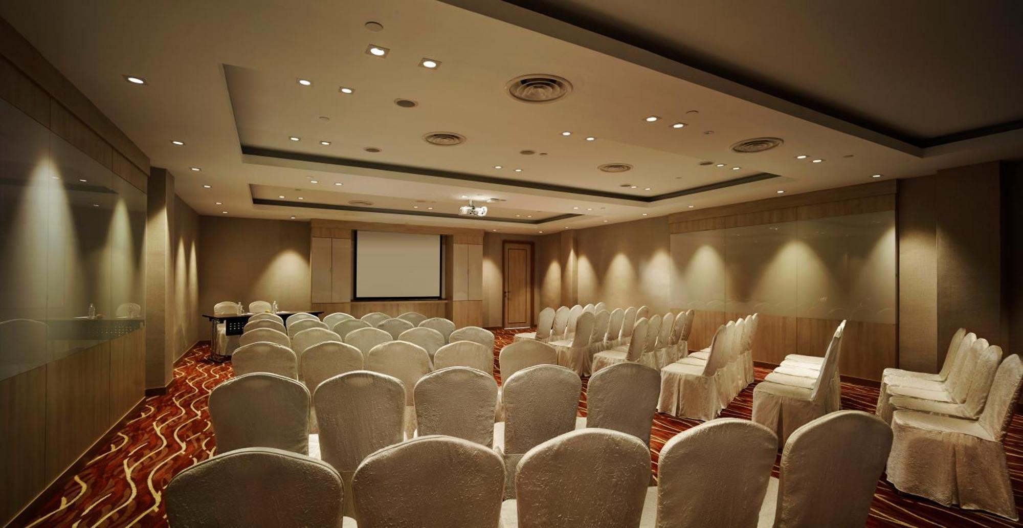 Deluxe Classic Room