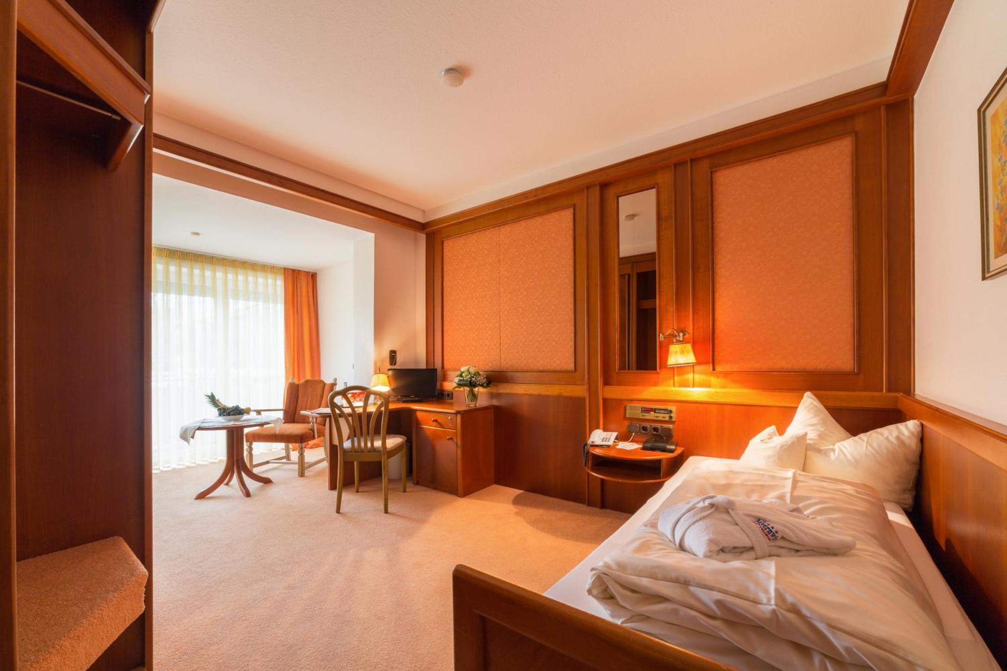 Classic Single Room