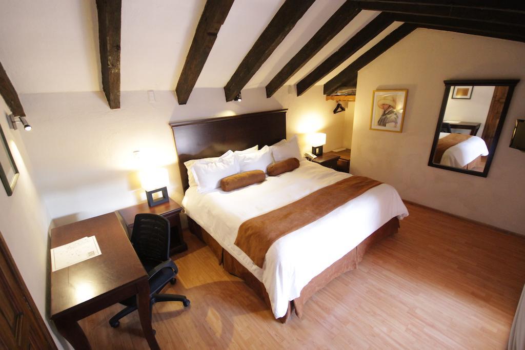 Queen Room