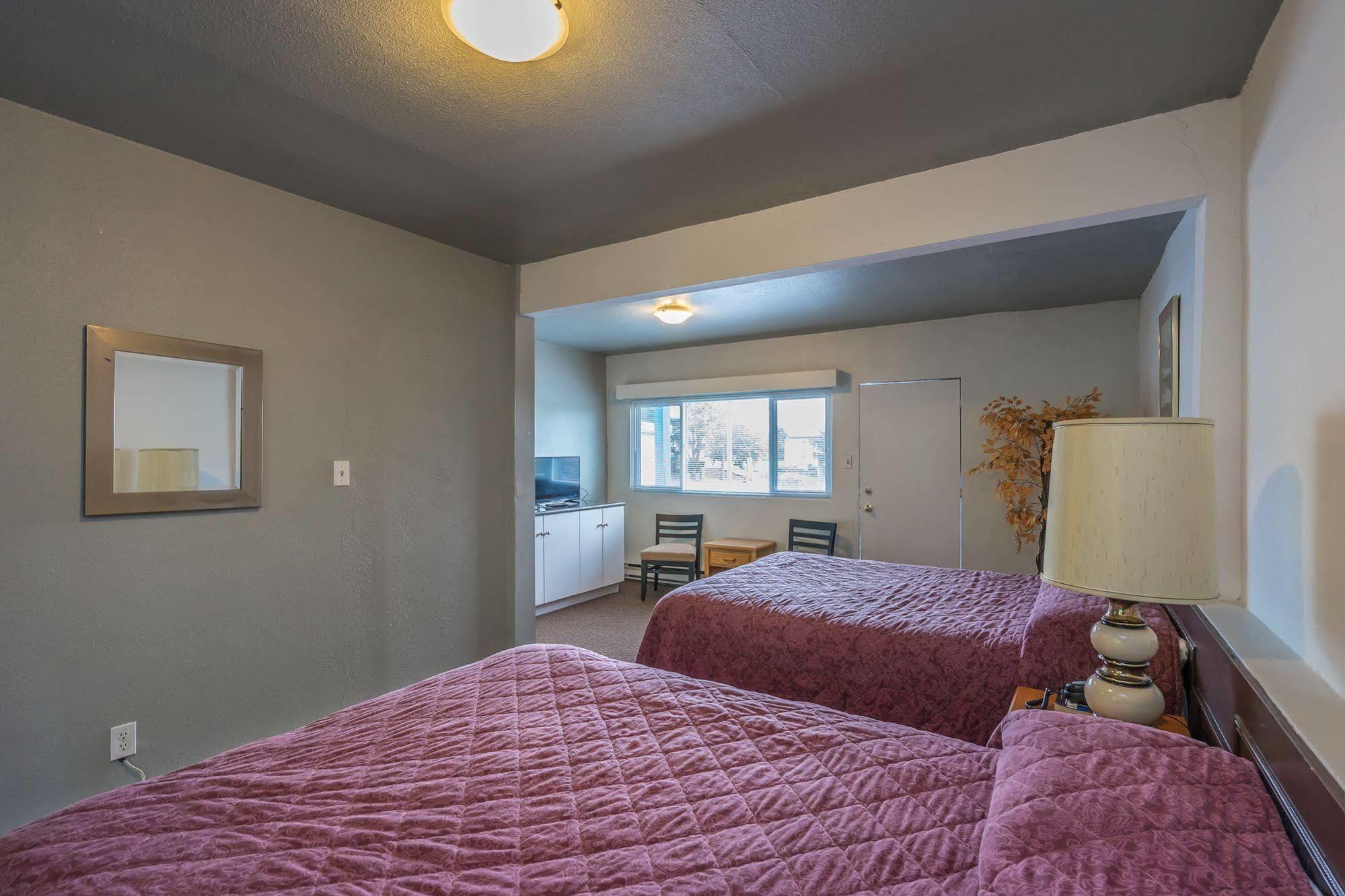 Two-Bedroom Suite