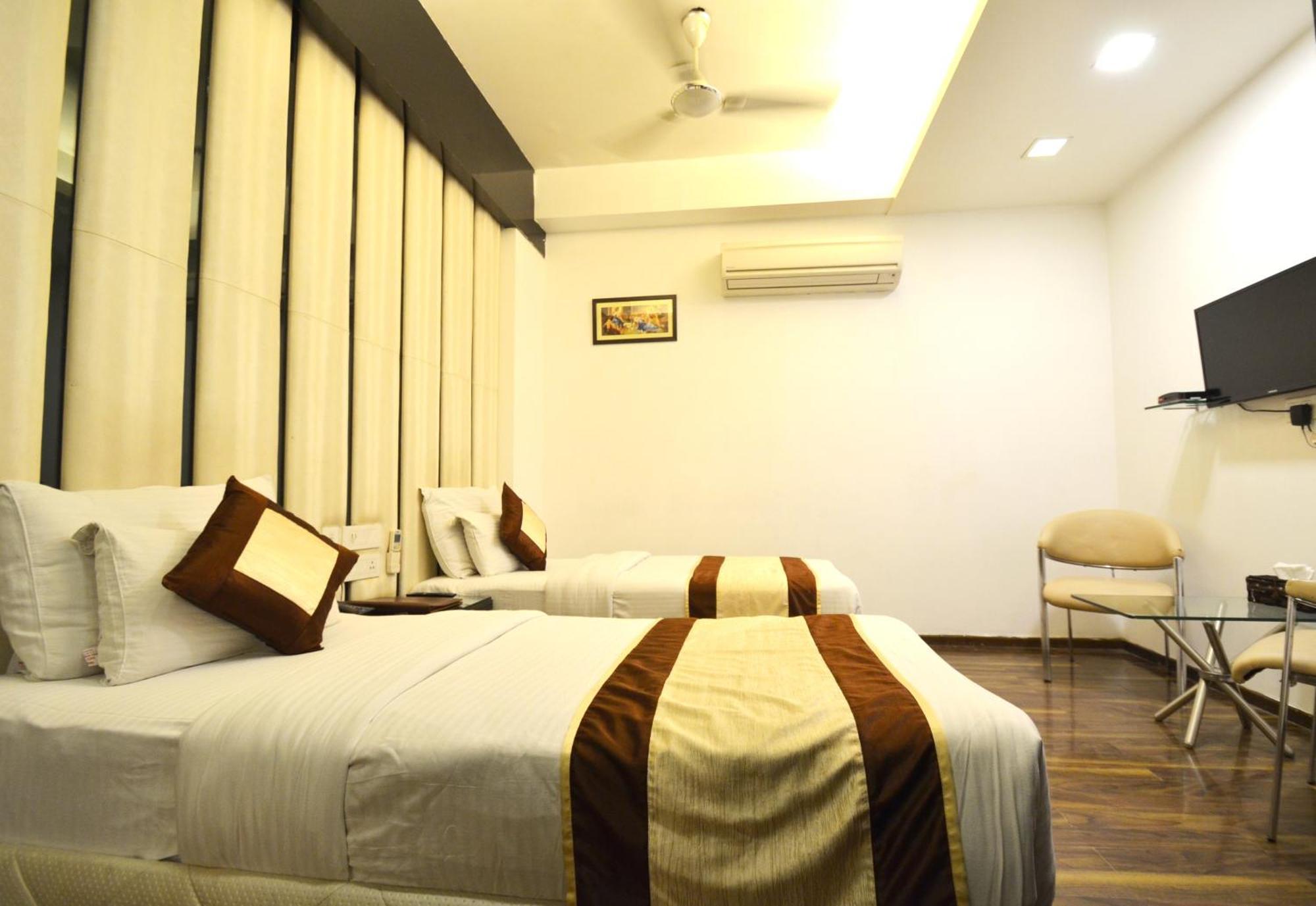 Deluxe Double or Twin Room