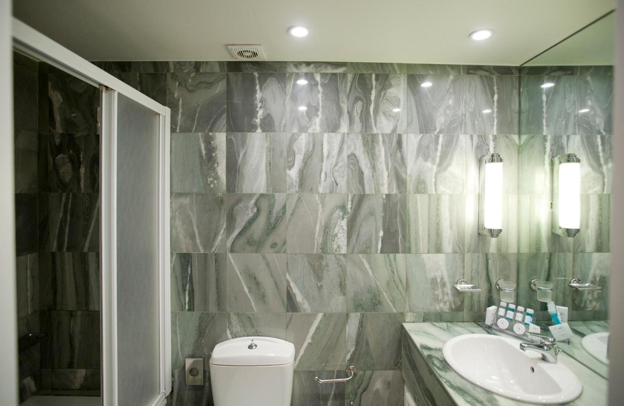Double or Twin Room with Acropolis View,1544257516:JPEG