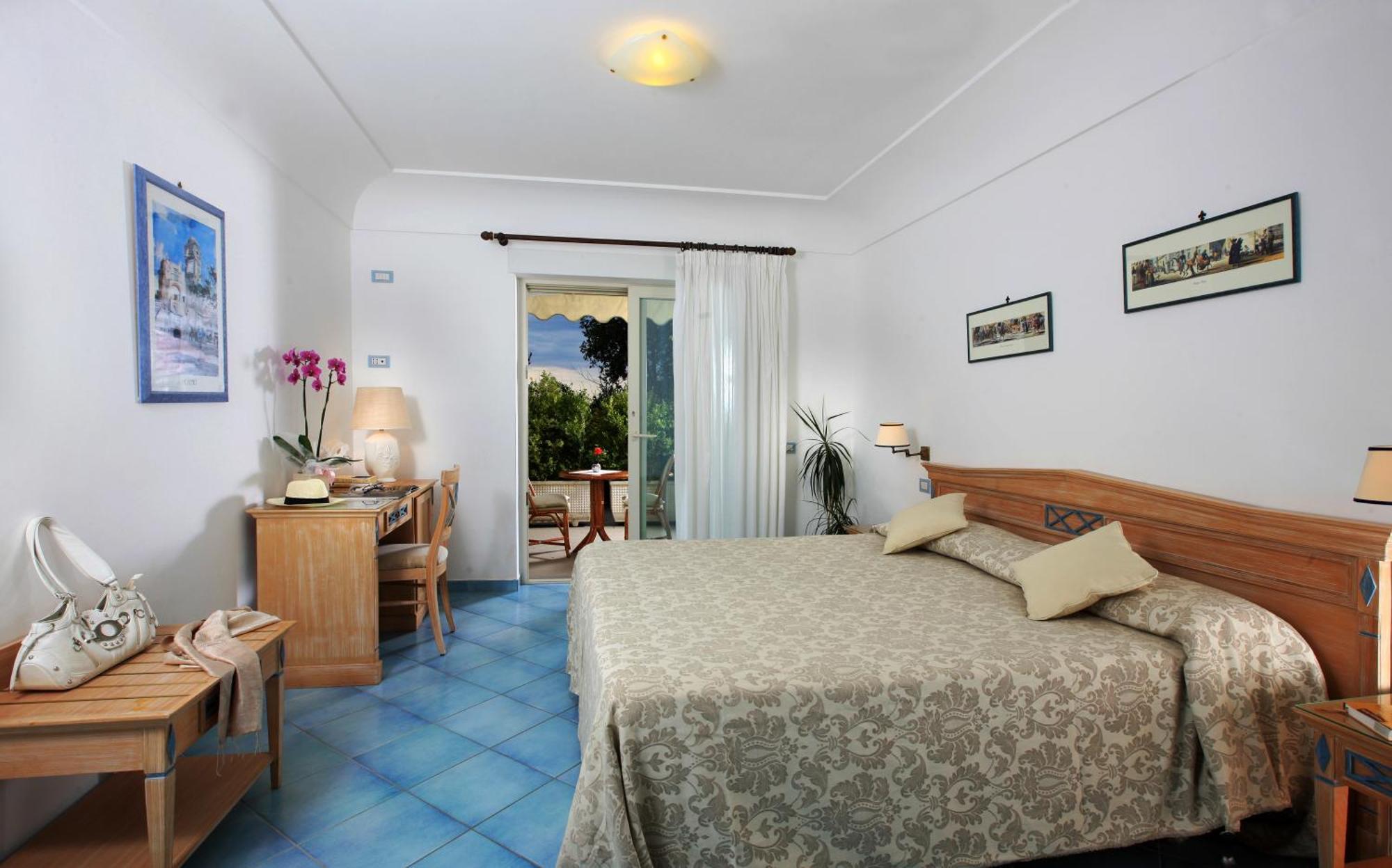 Junior Suite with Terrace