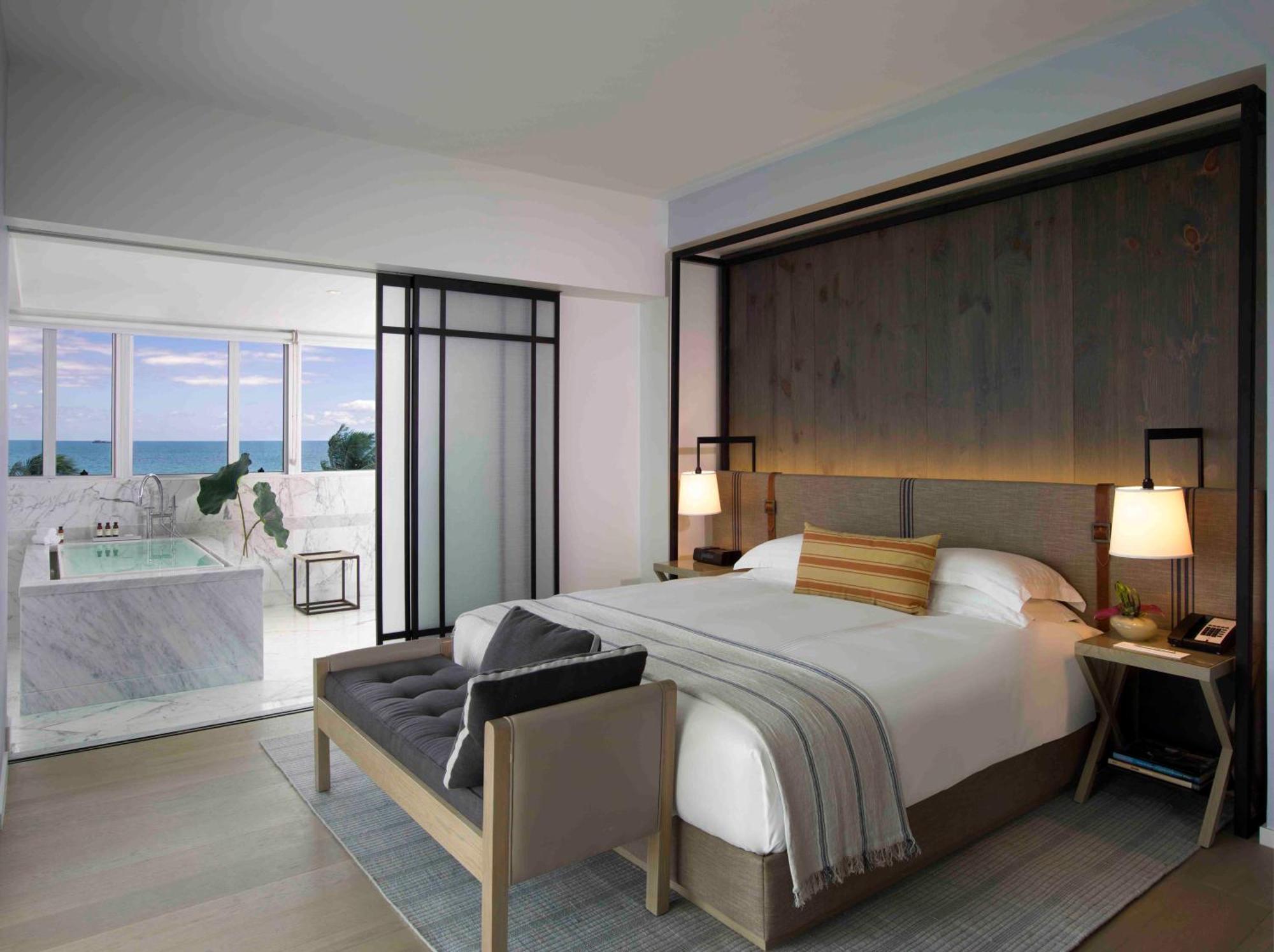 Suite Lit King-Size avec Balcon