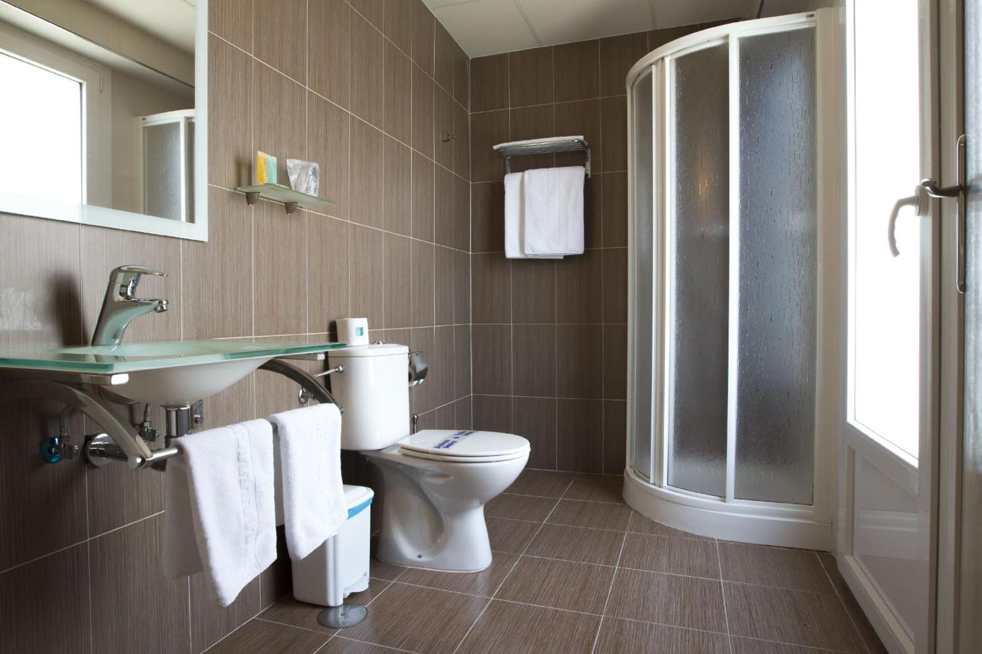Double Room - Single Use