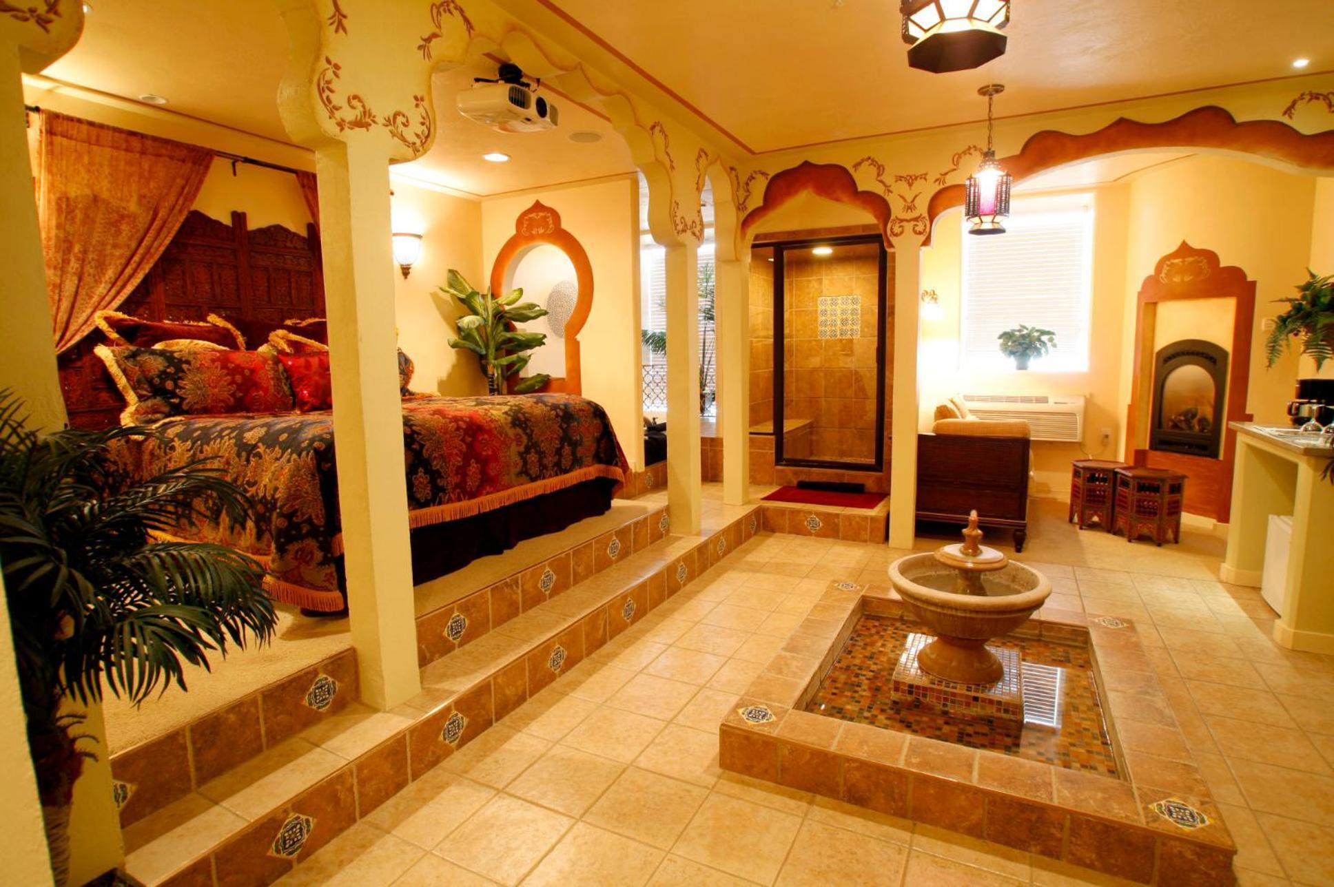 King Room - Morocco Theme