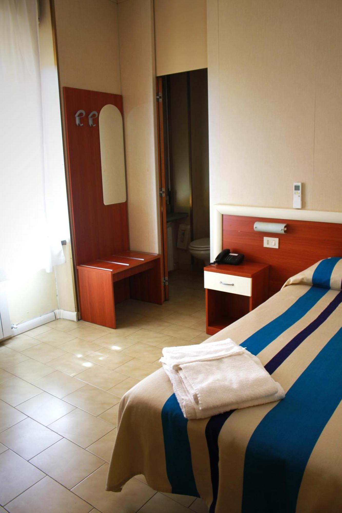 Economy Single Room