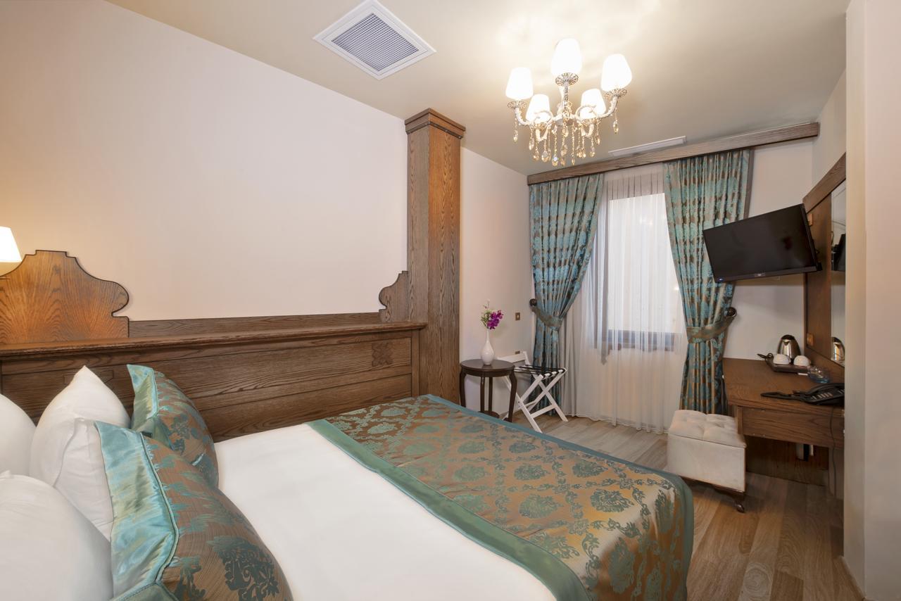 Large Single Room,694316820:JPEG