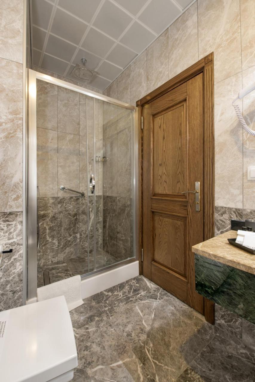 Deluxe Triple Room,709782037:JPEG