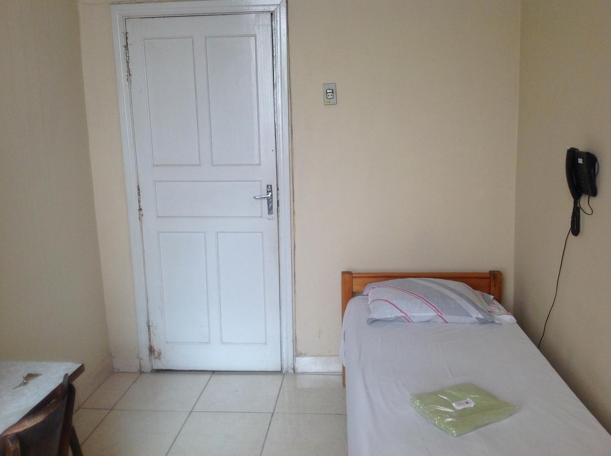 Quarto Individual Econômico