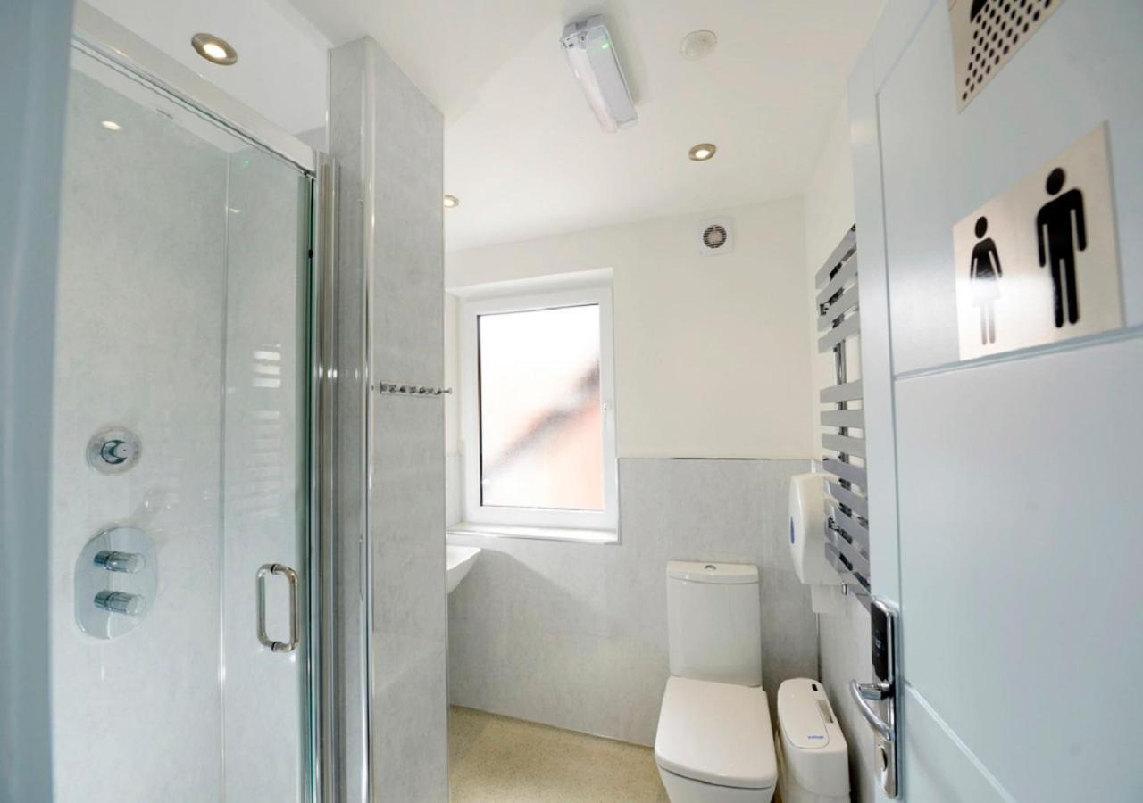 Quadruple Room with Shared Bathroom